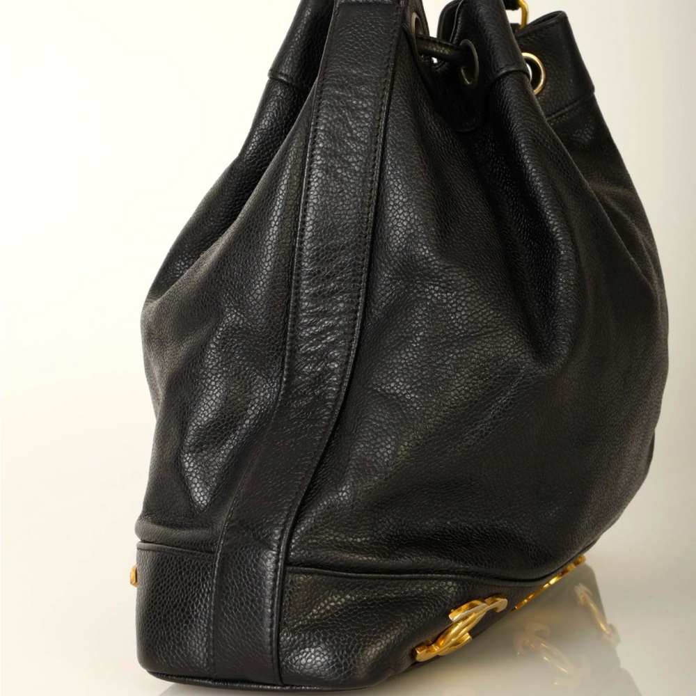 CHANEL Black and Gold Shoulder Bag - Picture 10 of 16